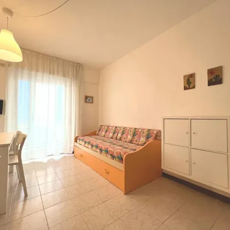 Perfect For Five Guests In *