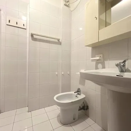 Perfect For Five Guests In