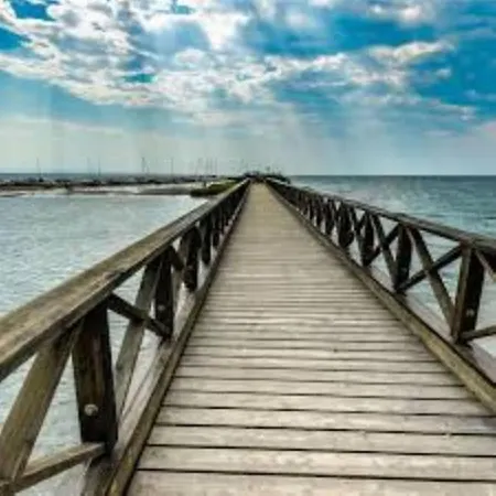 Perfect For Five Guests In Apartment *