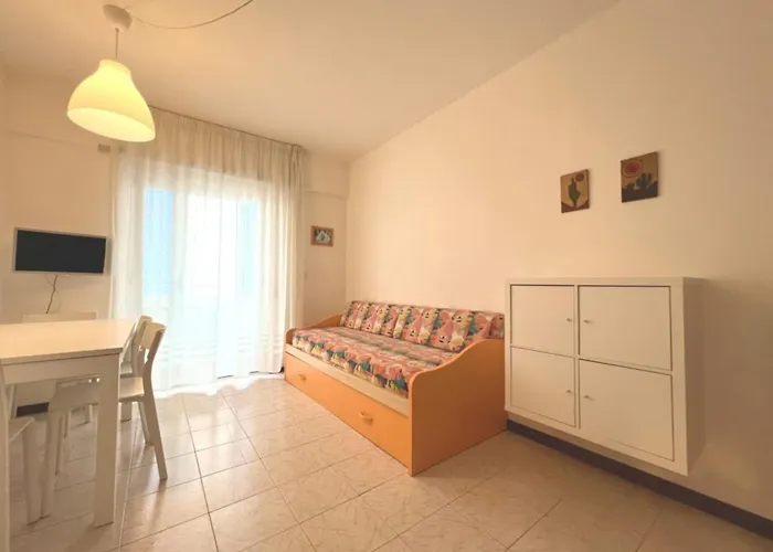 Perfect For Five Guests In *