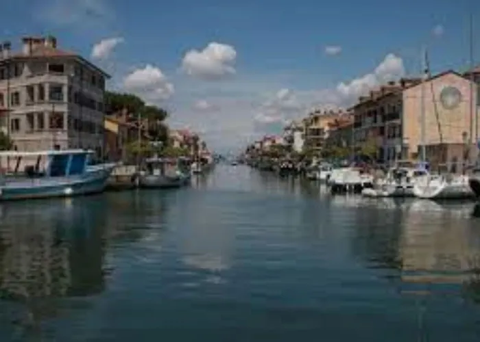 Perfect For Five Guests In * Grado